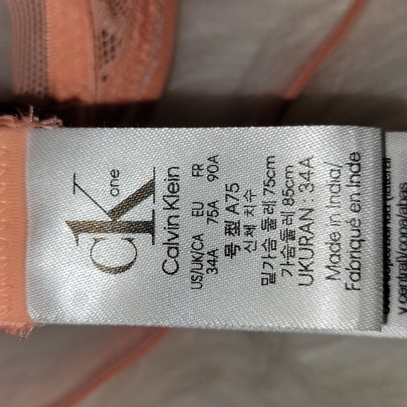NWT CK One Lace Lightly Lined Balconette Bra Size 34A - Picture 3 of 6